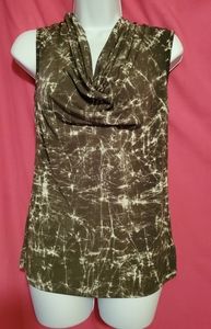 #876 Michael Kors top